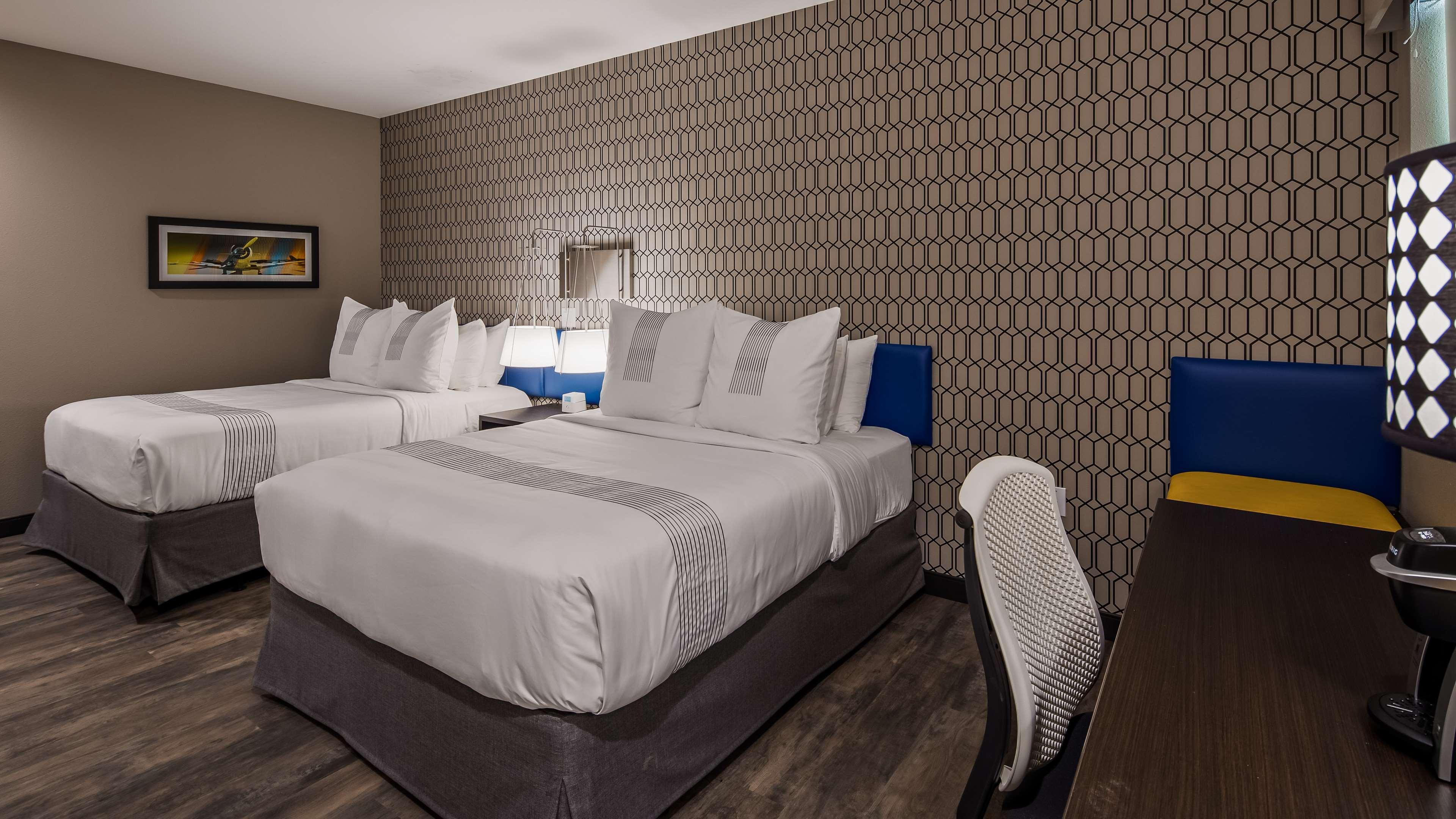 Glo Best Western Tulsa-Catoosa East Route 66 Экстерьер фото