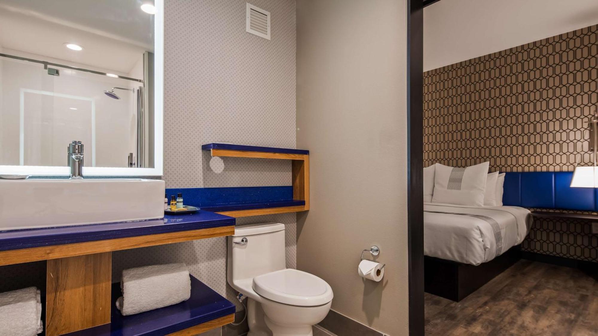 Glo Best Western Tulsa-Catoosa East Route 66 Экстерьер фото